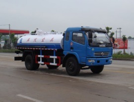 直降4000 东风多利卡吸粪车/吸污车促销