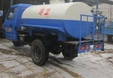专业环卫车辆价格指南 吸粪车、洒水车、吸污车详解与选购建议
